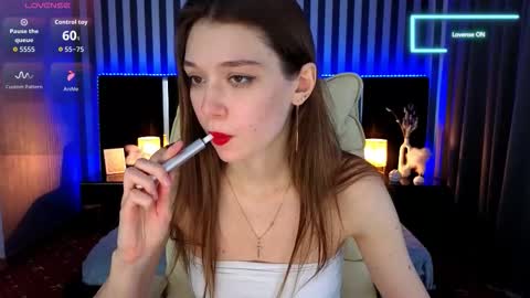 Snapshot of cherry_wipe chatting on October 7, 2025, 12:57 pm Cherry Wipe online show from October 7, 2025, 12:57 pm