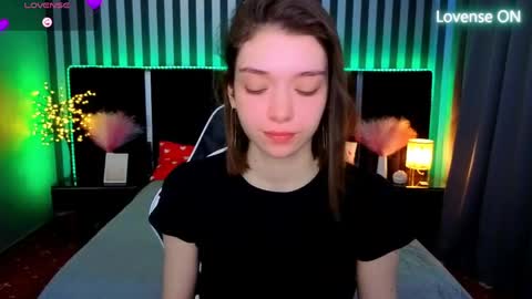 Snapshot of cherry_wipe chatting on April 26, 2026, 6:11 am Cherry Wipe online show from April 26, 2026, 6:11 am