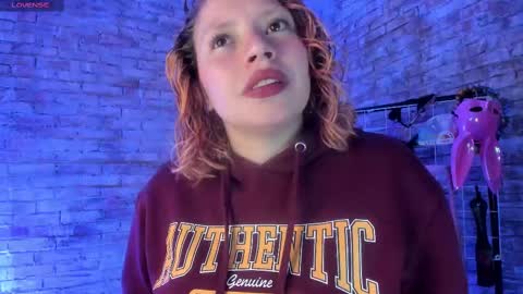     online show from September 20, 2025, 11:33 am