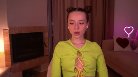 Alisha online show from March 6, 2026, 9:00 pm