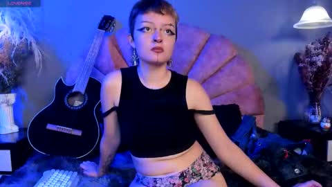 Cherry Glow  online show from November 6, 2025, 7:48 pm