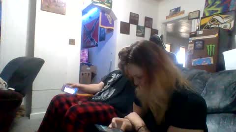 cherrybomb454 online show from November 7, 2025, 4:40 pm