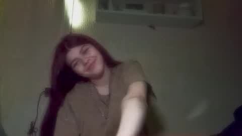 Snapshot of cherrybrockwell chatting on November 7, 2025, 3:23 pm Lina online show from November 7, 2025, 3:23 pm