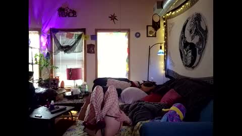cherryclouds4ever online show from May 27, 2026, 11:40 am