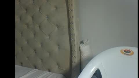 cherry online show from November 17, 2025, 12:11 pm