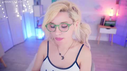 Cherry Crush  online show from June 9, 2026, 5:02 pm