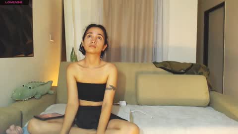 Cereza online show from December 4, 2024, 3:26 am