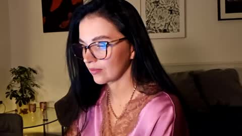 Kira online show from June 8, 2026, 7:58 pm