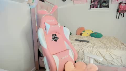 Snapshot of cherrymafer666 chatting on February 16, 2025, 4:20 am cherrycute666 online show from February 16, 2025, 4:20 am