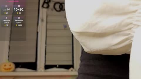 Lysia online show from October 24, 2025, 12:34 pm