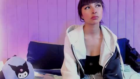 Cherry Sweet online show from April 16, 2026, 12:17 pm