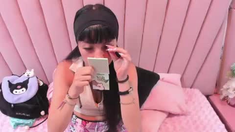 Snapshot of cherrysweetl_ chatting on June 27, 2026, 2:23 pm cherrysweetl_ online show from June 27, 2026, 2:23 pm