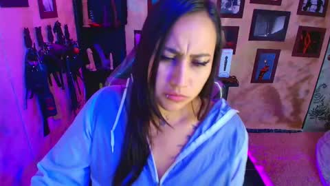 cherry online show from October 29, 2025, 6:20 pm