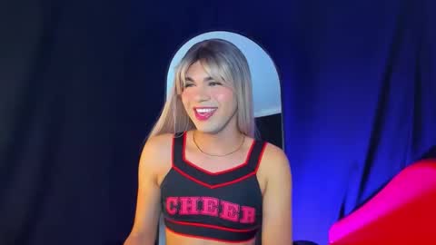 Snapshot of cherryyblossm chatting on December 17, 2025, 8:04 pm CHERRY online show from December 17, 2025, 8:04 pm