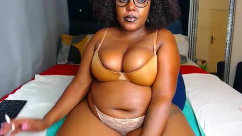 Snapshot of cherryyummy69 chatting on December 18, 2024, 5:59 am cherryyummy69 online show from December 18, 2024, 5:59 am