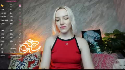 Snapshot of cherylmason chatting on April 18, 2026, 10:32 pm Cheryl online show from April 18, 2026, 10:32 pm