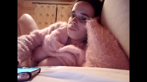 Snapshot of cherymoon89 chatting on March 10, 2025, 9:29 pm CherryMoon online show from March 10, 2025, 9:29 pm