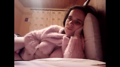 Snapshot of cherymoon89 chatting on March 11, 2025, 10:53 pm CherryMoon online show from March 11, 2025, 10:53 pm