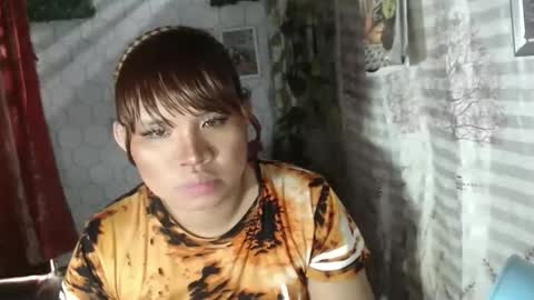 chescahotxxxl online show from April 12, 2026, 10:48 pm