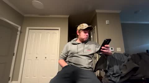 chevycamaro1978 online show from December 13, 2024, 5:32 pm