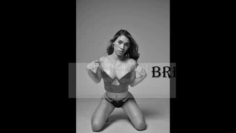 Snapshot of chiara_carter chatting on January 23, 2025, 9:50 pm chiara online show from January 23, 2025, 9:50 pm