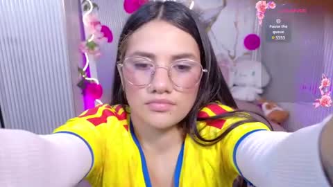Snapshot of chiara_tay chatting on July 7, 2026, 7:07 pm Chiara online show from July 7, 2026, 7:07 pm