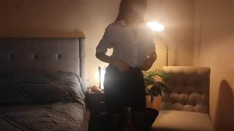 chica_erotica online show from June 2, 2026, 8:55 pm