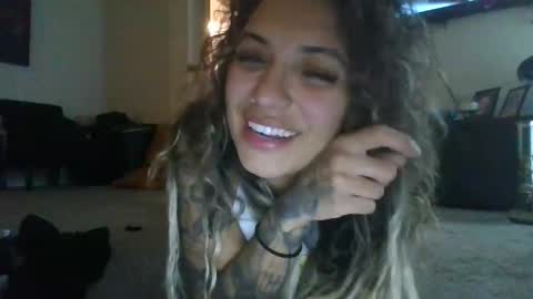 chicagobabe312 online show from November 15, 2025, 4:54 am