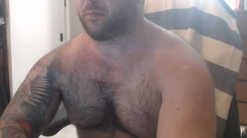 Chicagoguy86 aka Benny Cooper online show from May 18, 2026, 3:24 am