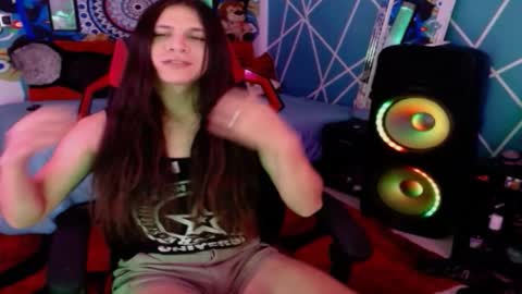 chico_explosivo online show from October 26, 2025, 12:49 am