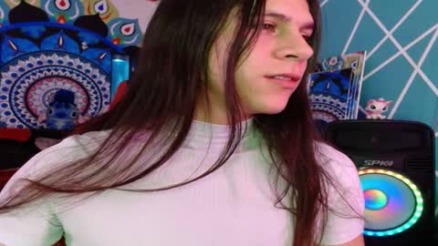 chico_explosivo online show from November 2, 2025, 12:13 am