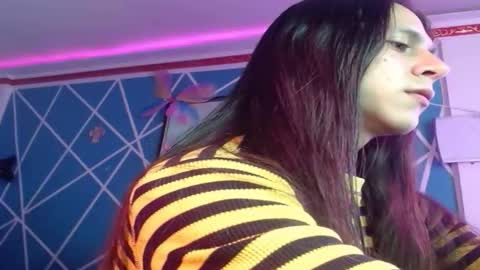 chico_explosivo online show from February 16, 2026, 12:40 am