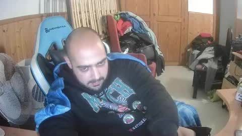 Snapshot of chicomallorca96 chatting on February 20, 2025, 5:18 pm chicomallorca96 online show from February 20, 2025, 5:18 pm