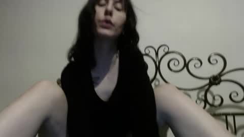 Snapshot of chill_julie chatting on April 3, 2026, 8:18 pm Juliet online show from April 3, 2026, 8:18 pm