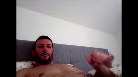 Snapshot of chillibodega chatting on November 11, 2025, 8:03 am chris online show from November 11, 2025, 8:03 am