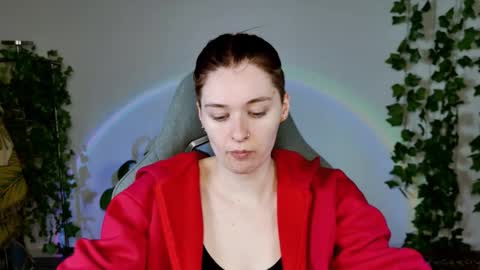 Snapshot of chillsnail_bro chatting on March 4, 2026, 9:26 am Bella online show from March 4, 2026, 9:26 am