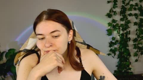 Snapshot of chillsnail_bro chatting on April 8, 2026, 9:09 am Bella online show from April 8, 2026, 9:09 am