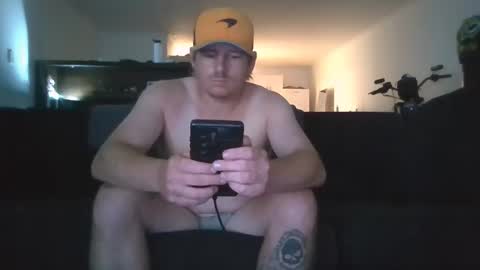 chillstihl1111 online show from December 13, 2025, 10:59 pm
