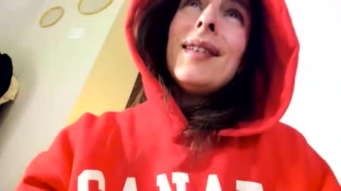 Snapshot of chillwithcamii chatting on November 21, 2025, 9:24 pm yoursensualparadise online show from November 21, 2025, 9:24 pm