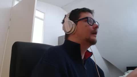 chillzonecam online show from February 23, 2026, 2:03 pm