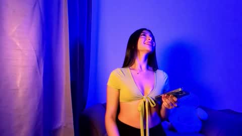 Snapshot of chinicr18 chatting on March 22, 2026, 12:36 am chinicr18 online show from March 22, 2026, 12:36 am