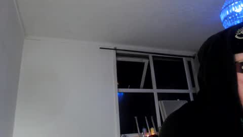 Snapshot of chinomanelli chatting on October 30, 2025, 5:42 am chinomanelli online show from October 30, 2025, 5:42 am