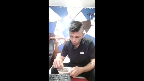 chispahot69 online show from May 28, 2026, 9:50 am