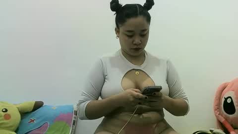 chixxx69335558 online show from March 10, 2025, 11:42 am
