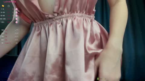 Chloe online show from December 8, 2024, 7:37 am