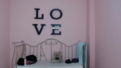  Cloe  online show from February 5, 2026, 3:00 am