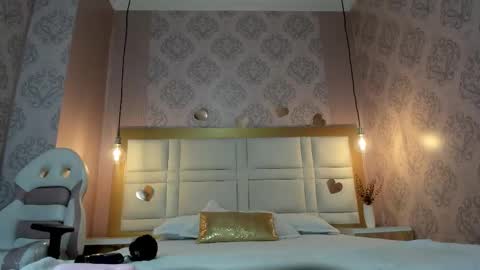 Snapshot of chloe_blowjob chatting on December 15, 2025, 11:25 am chloe_blowjob online show from December 15, 2025, 11:25 am