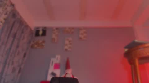 Snapshot of chloe_cooperr chatting on December 15, 2025, 12:48 am chloe_cooperr online show from December 15, 2025, 12:48 am