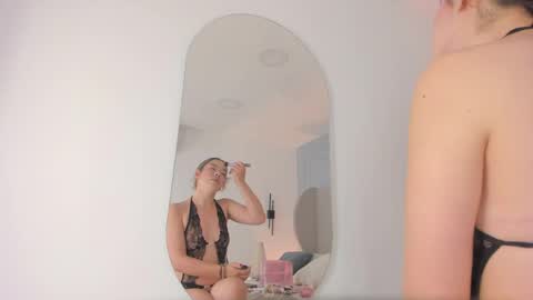 Chloe online show from May 27, 2026, 9:56 pm