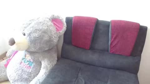 chloe_dolce online show from September 24, 2025, 2:53 pm